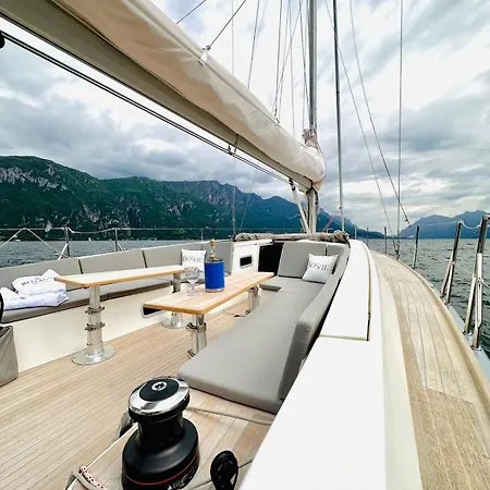 アパート デル ドゥーカ ヴァレンナ