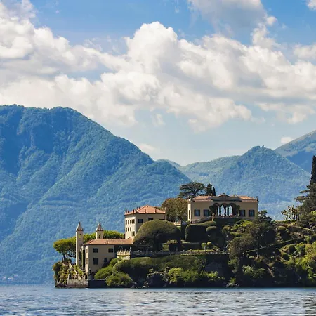 デル ドゥーカ アパート