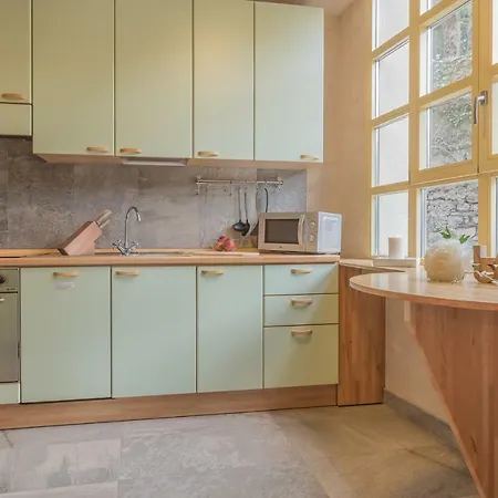 デル ドゥーカ ヴァレンナ